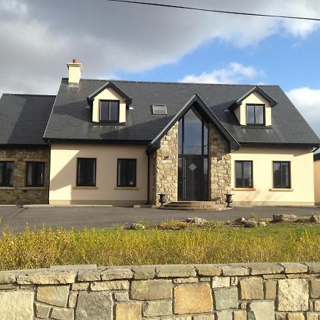 Bed and Breakfast Railway View - Connemara Recess Exteriér fotografie