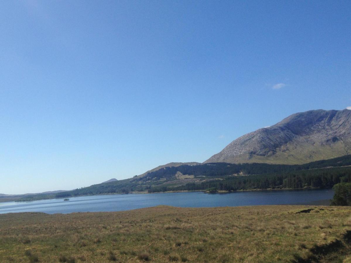 Bed and Breakfast Railway View - Connemara Recess Exteriér fotografie