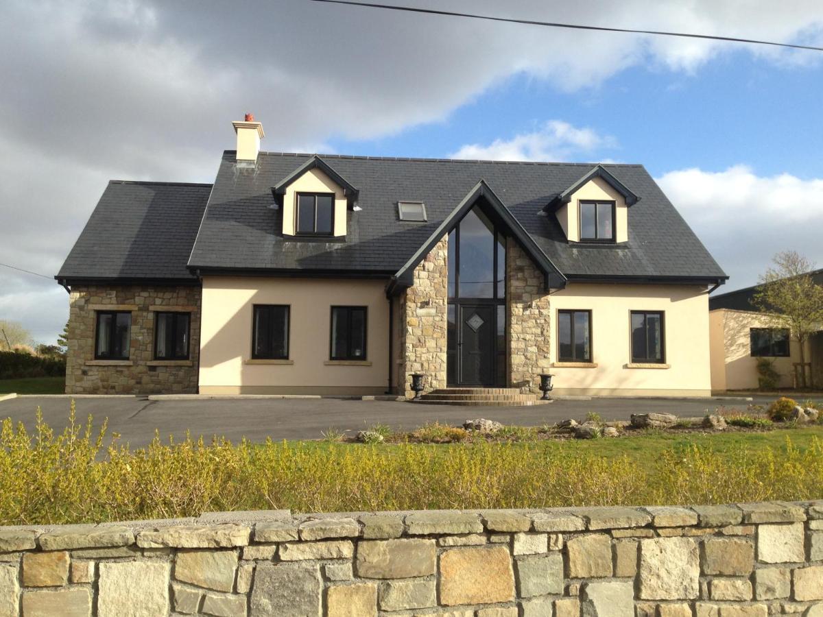 Bed and Breakfast Railway View - Connemara Recess Exteriér fotografie